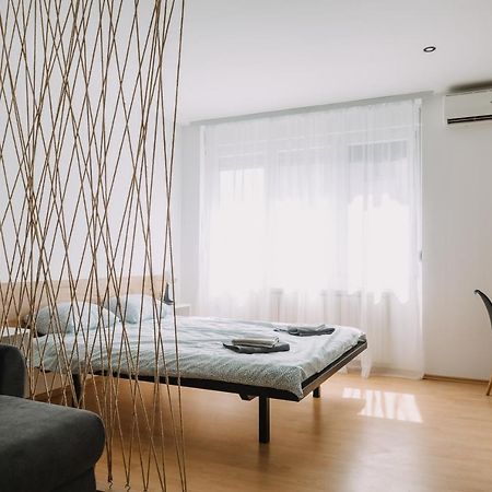 Constantin Inn Ni Kültér fotó