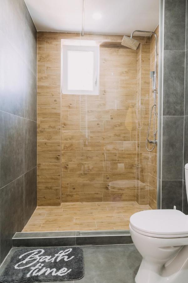 Constantin Inn Ni Kültér fotó